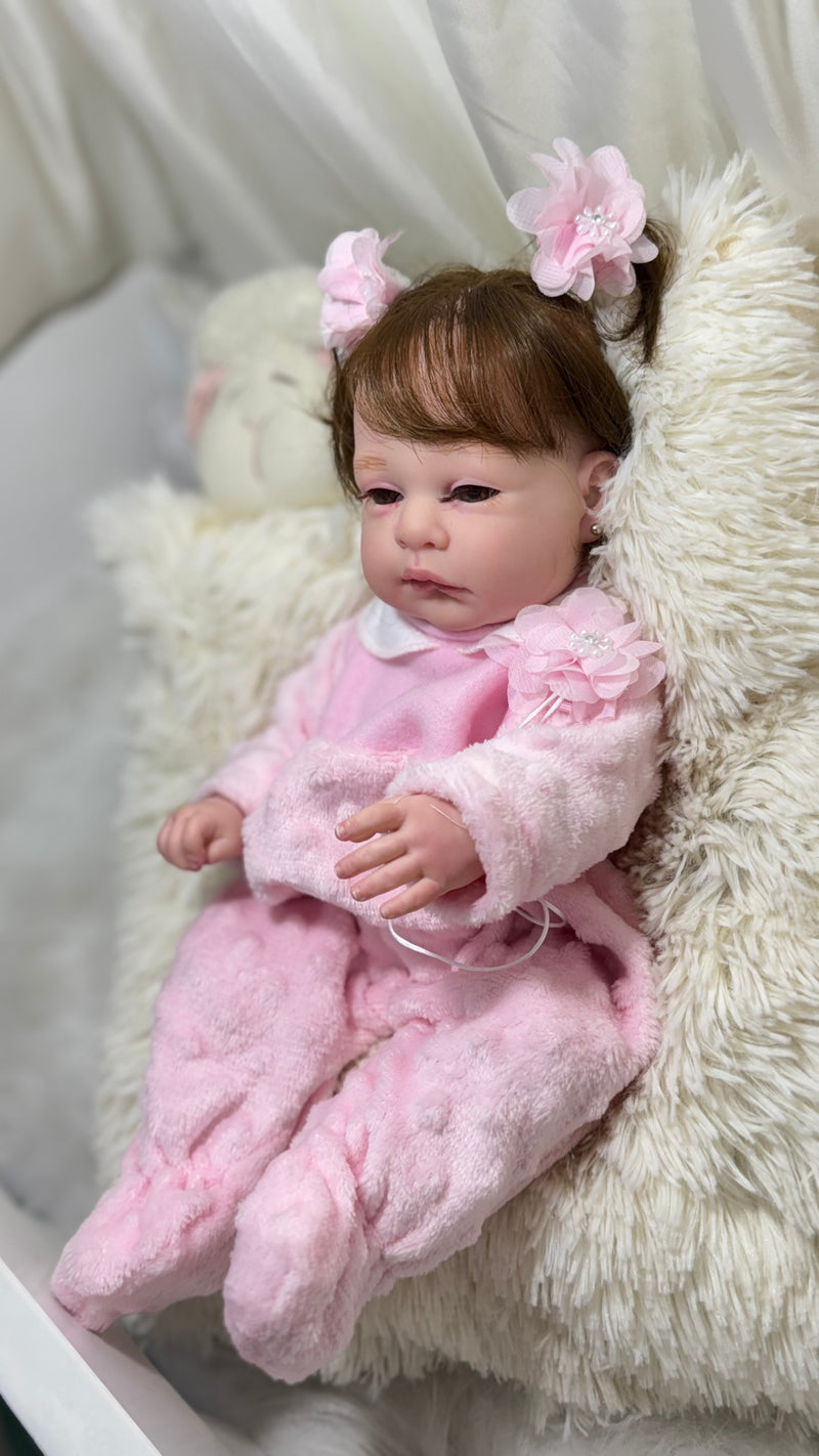 Bebê Reborn Maria Flor Lançamento + Enxoval COMPLETO + 12X SEM JUROS + Frete Grátis