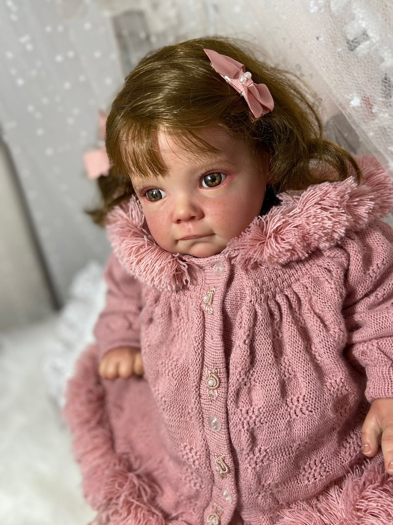Bebê Reborn Amelieé Premium Lançamento 2024+ Enxoval de brinde+ 6X sem juros+ Frete Grátis