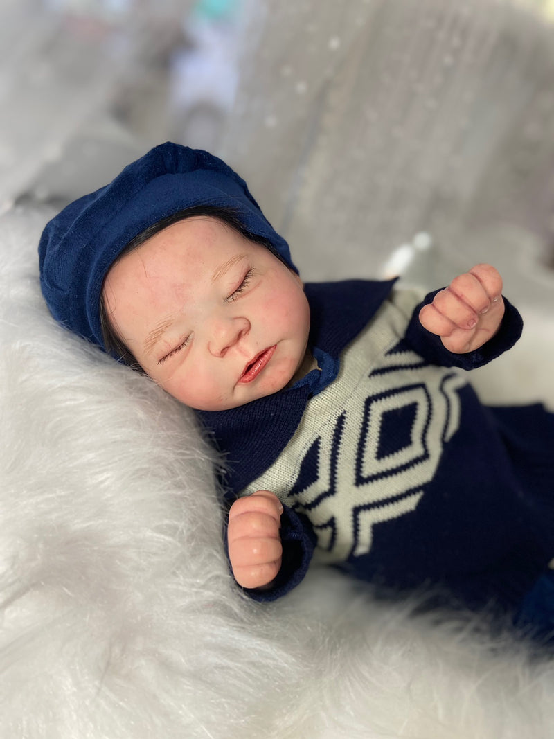 Bebê Reborn Benicio realista tecido Premium Lançamento 2024+ Enxoval de brinde+ 6X sem juros+ Frete Grátis