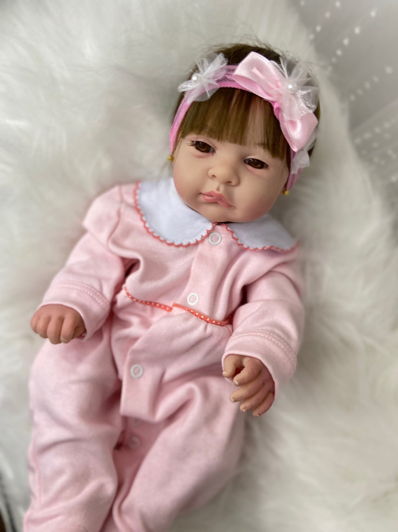 Bebê Reborn Original Yummi Lançamento 2024+ Enxoval de brinde+ 6X sem juros+ Frete Grátis