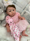 Bebê Reborn Abgail princesa  Enxoval COMPLETO + 12X sem juros + Frete Grátis