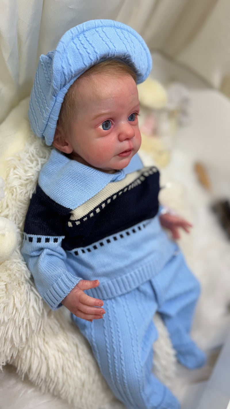 Bebe Reborn Premium Luccas + Enxoval COMPLETO + 12X Sem Juros + Frete Grátis