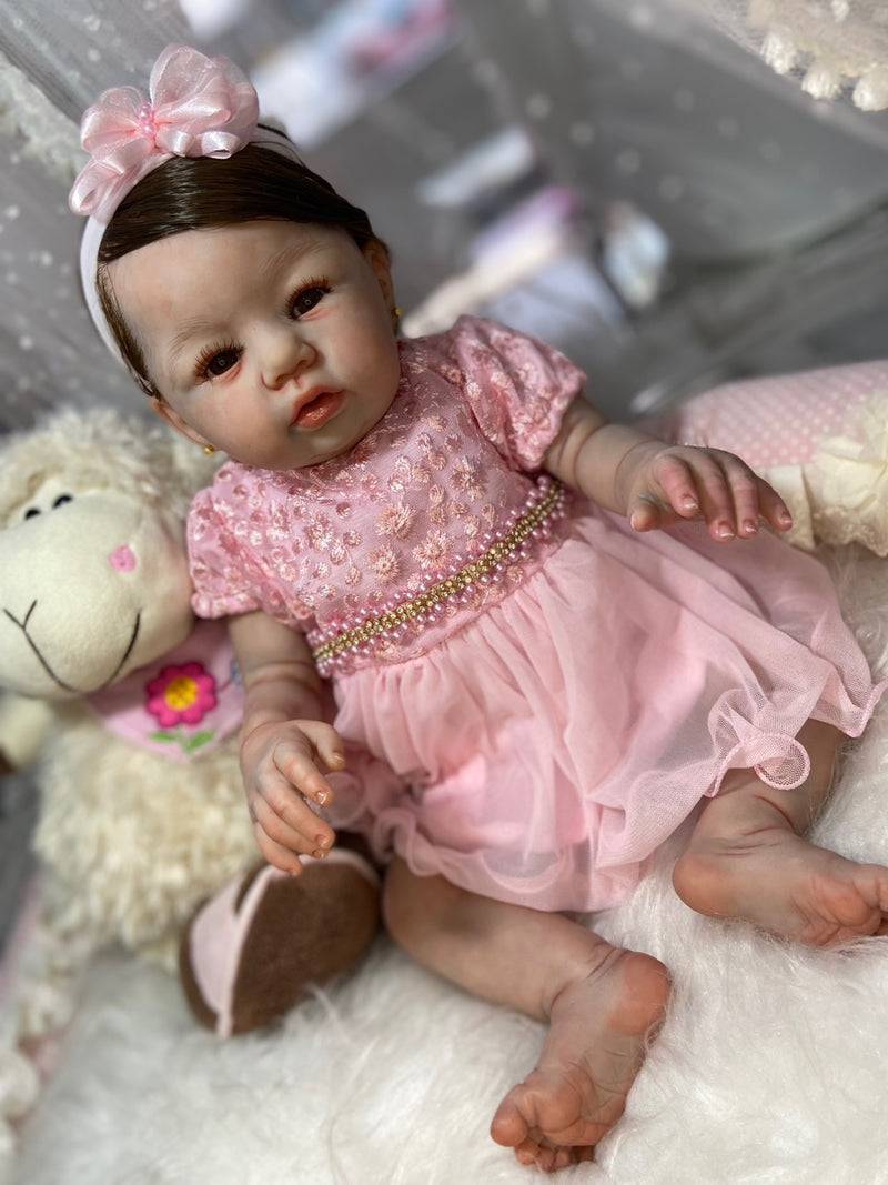 Bebê Reborn Abgail Premium Lançamento 2024+ Enxoval de brinde+ 6X sem juros+ Frete Grátis