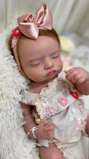 Bebe Reborn PREMIUM Rosalie + Enxoval COMPLETO + 12x Sem Juros +Frete Grátis