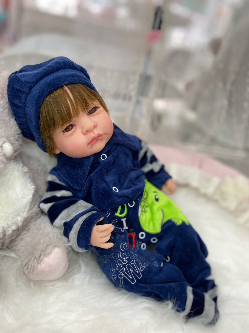 Bebê Reborn Yummi tecido Lançamento 2024+ Enxoval de brinde+ 6X sem juros+ Frete Grátis