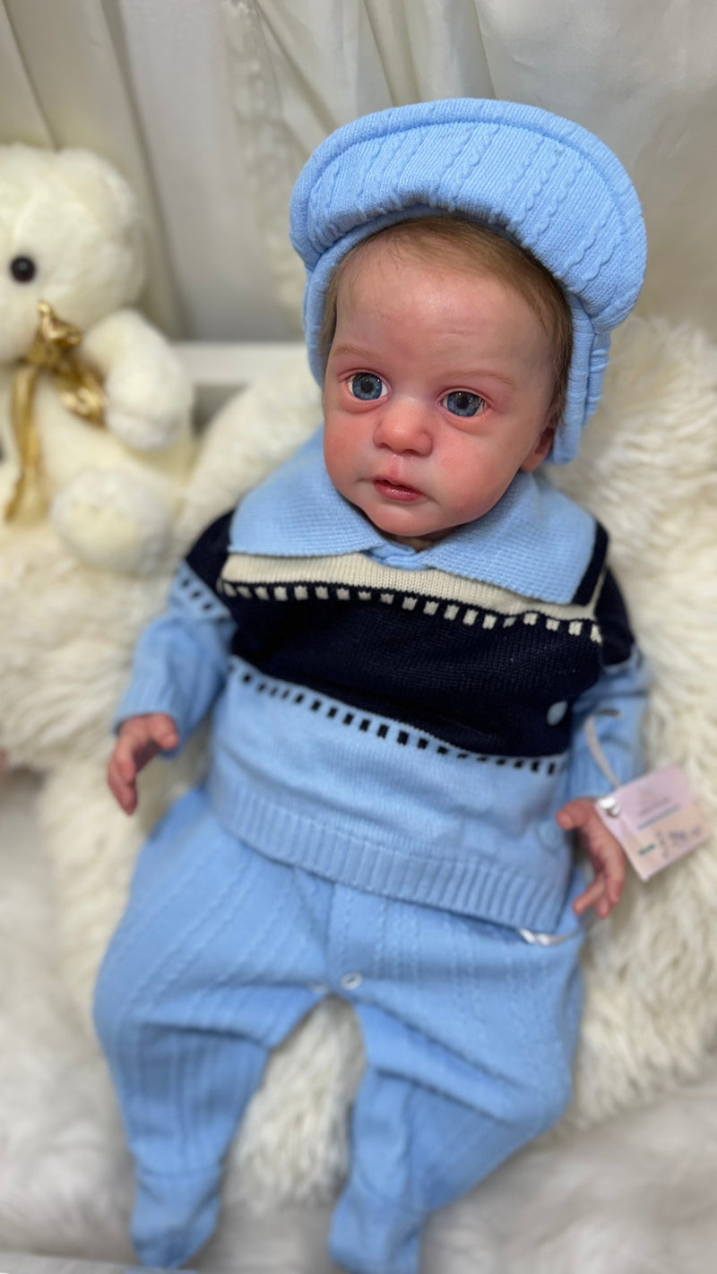 Bebe Reborn Premium Luccas + Enxoval COMPLETO + 12X Sem Juros + Frete Grátis