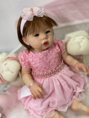 Bebê Reborn Abgail Princesa que faz xixi e coco + Enxoval COMPLETO + 12X sem juros + Frete Grátis