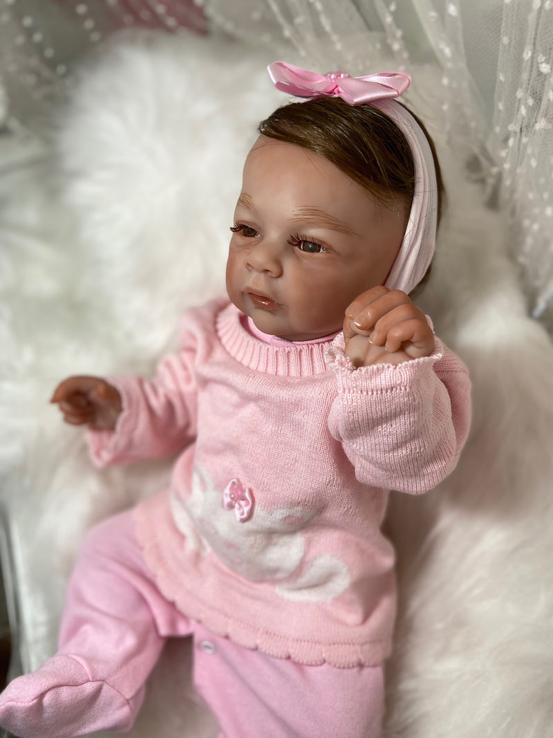 Bebê Reborn Anny morena Lançamento faz coco e xixi 2024+ Enxoval de brinde+ 6X sem juros+ Frete Grátis