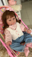 Bebê Reborn Maddie Silicone Banho + Enxoval COMPLETO de brinde + 12X sem juros + Frete Grátis + CARRINHO