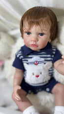 Bebê Reborn Pedrinho Menino Silicone  Lançamento 2024 + Enxoval de brinde + 12X sem juros+ Frete Grátis