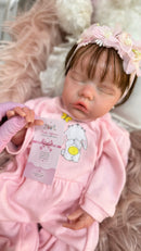 Bebê Reborn de Silicone Sólido Twin - 45cm - Mama e faz Xixi - Enxoval Completo