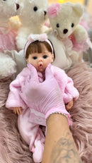 Bebê Reborn de Silicone Solido Realista Malu - Mama e faz Xixi - Enxoval completo