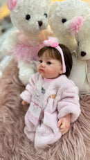 Bebê Reborn de Silicone Sólido que Mama e Faz Xixi Abgail Realista Com Enxoval Completo