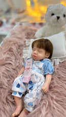 Bebê Reborn de Silicone Sólido Realista João 33 cm - Pode Tomar Banho - Enxoval Completo