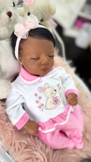 Bebê Reborn Gabi Menina Ultra Premium Realista - Corpo de Tecido, Membros de Silicone e Cabelo de Mohair