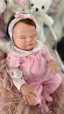 Bebê Reborn Paulinha Premium Ultrarealista com Membros de Silicone - Enxoval Completo