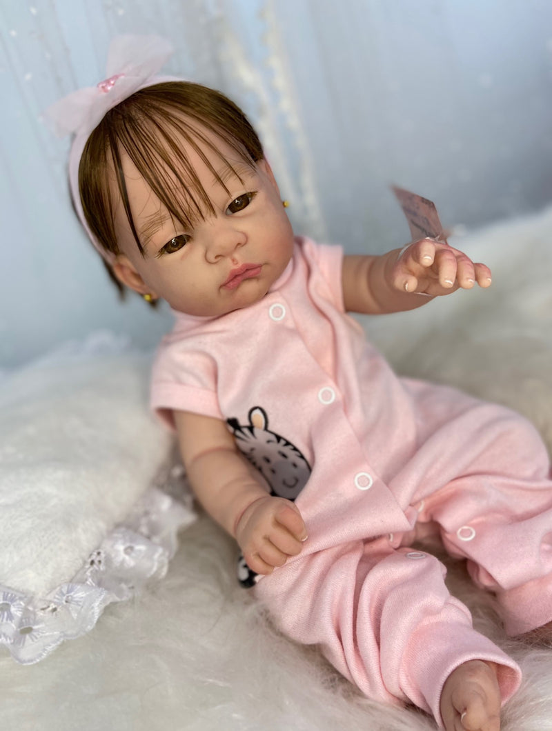 Bebê Reborn Yummi Lançamento 2025+ Enxoval de brinde+ 6X sem juros+ Frete Grátis