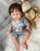 Bebê Reborn Yummi Menino dormindo + Enxoval COMPLETO + 12X sem juros + Frete Grátis