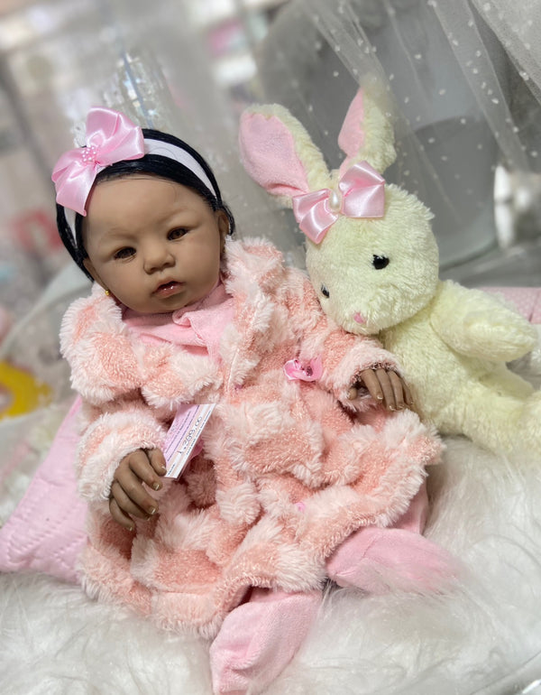 Bebê Reborn Abgail peça única Lançamento 2024+ Enxoval de brinde+ 6X sem juros+ Frete Grátis