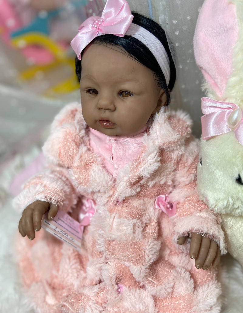 Bebê Reborn Abgail peça única Lançamento 2024+ Enxoval de brinde+ 6X sem juros+ Frete Grátis