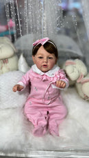 Bebê Reborn Anny faz cocô e xixi  2025 + Enxoval COMPLETO de brinde+ 12X sem juros + Frete Grátis