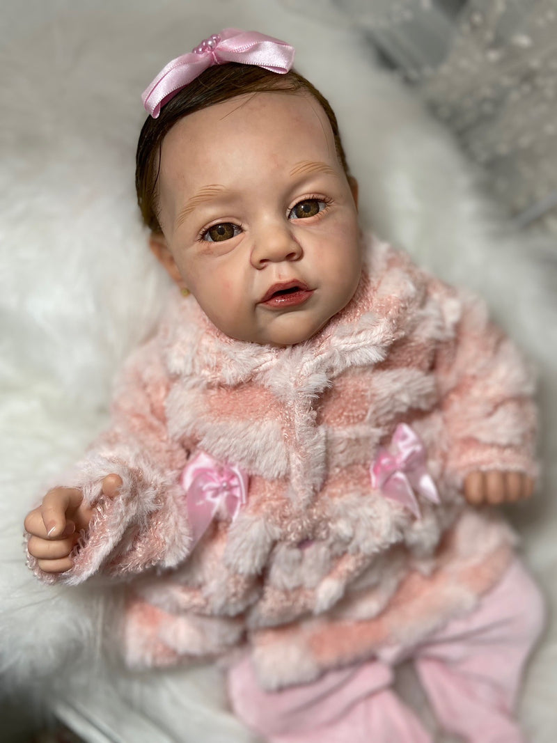 Bebê Reborn Anny de inverno 2025 + Enxoval de brinde+ 6X sem juros+ Frete Grátis