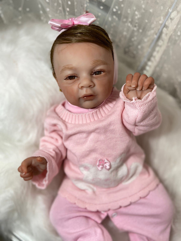 Bebê Reborn Anny morena Lançamento faz coco e xixi 2024+ Enxoval de brinde+ 6X sem juros+ Frete Grátis