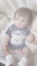 Bebê Reborn Pedrinho Menino Silicone  Lançamento 2024 + Enxoval de brinde + 12X sem juros+ Frete Grátis