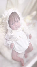 Bebe Reborn PREMIUM Gabriela + Enxoval COMPLETO + 12x Sem Juros + Frete Grátis